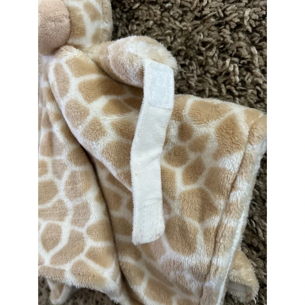Carter's Giraffe Plush Security Blanket with‎ Pacifier Clip